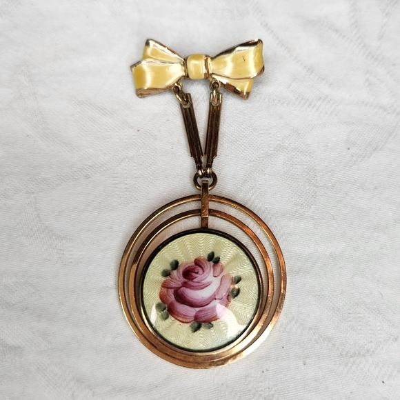 Vintage 30s Guilloche locket brooch - Picture 1 of 4